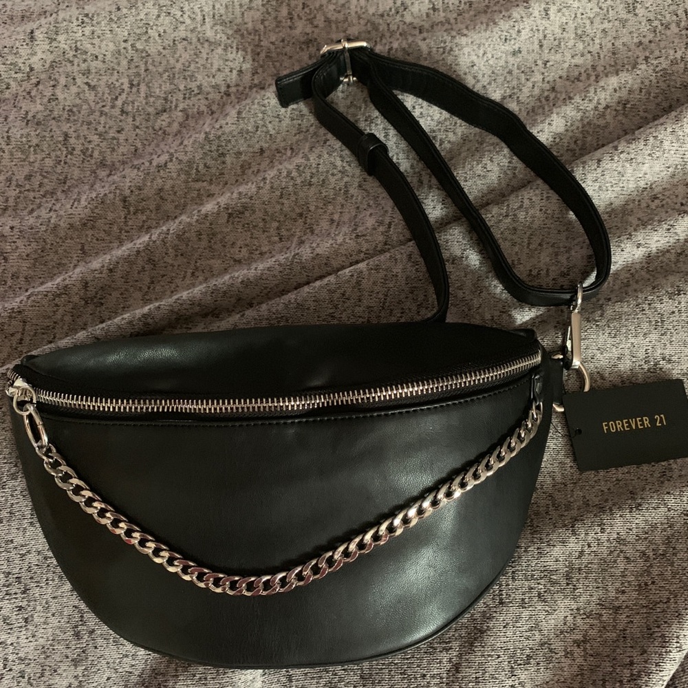 FANNY PACK/ BELT BAG